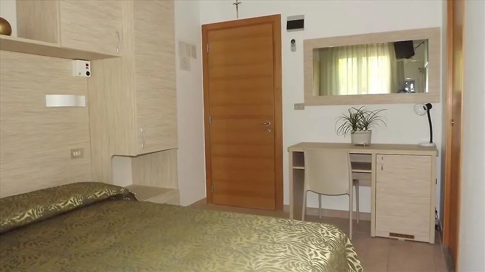 ***  Hotel Plaza 리미니 이탈리아
